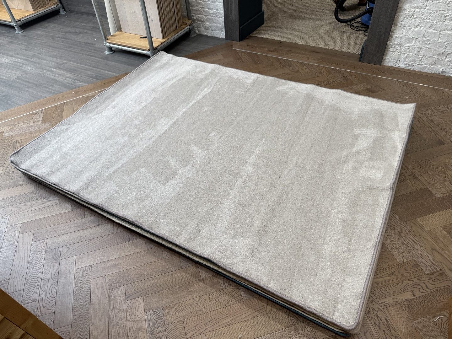 Synthetic Rug - Large with Whipped Edge, Beige, Neutral, Grey (180 X 240) 1 Synthetic Rug - Large with Whipped Edge, Beige, Neutral, Grey (180 X 240)