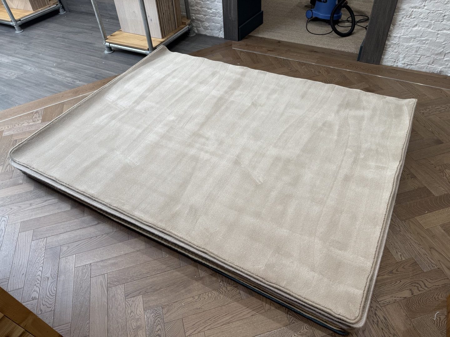 Synthetic Rug - Large with Whipped Edge, Neutral (180 X 240) 1 Synthetic Rug - Large with Whipped Edge, Neutral (180 X 240)