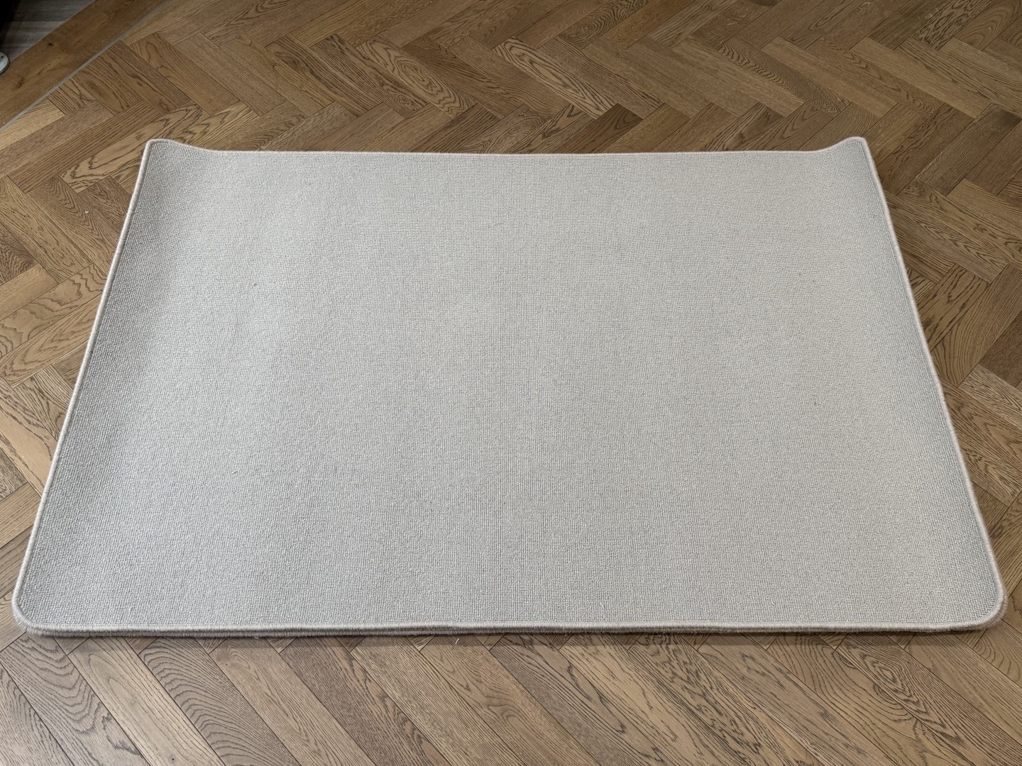 Wool Rug - Medium with Whipped Edge, Neutral (120 X 180) 1 Wool Rug - Medium with Whipped Edge, Neutral (120 X 180)