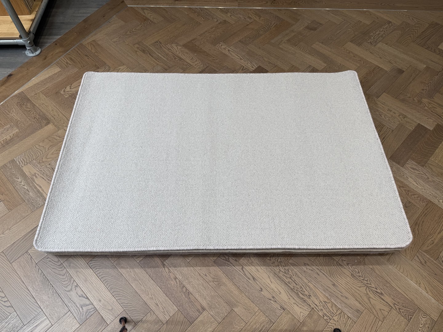 Wool Rug - Medium with Whipped Edge, Neutral, Grey (120 X 180) 1 Wool Rug - Medium with Whipped Edge, Neutral, Grey (120 X 180)