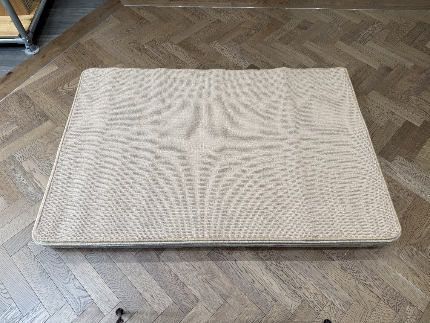 Wool Rug - Medium with Whipped Edge, Beige (120 X 180) 1 Wool Rug - Medium with Whipped Edge, Beige (120 X 180)