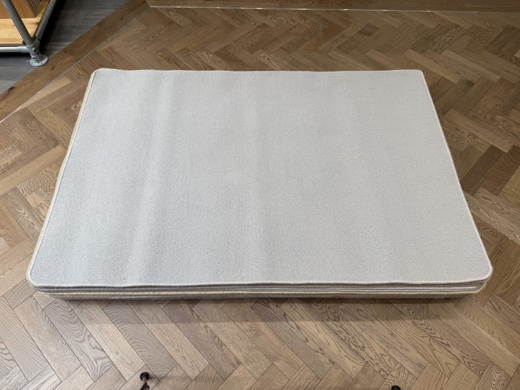 Wool Rug - Medium with Whipped Edge, Neutral, Grey (120 X 180)