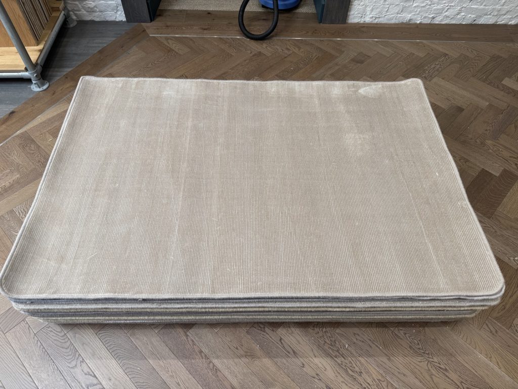 Tencel Rug - Medium with Whipped Edge, Beige (120 X 180)