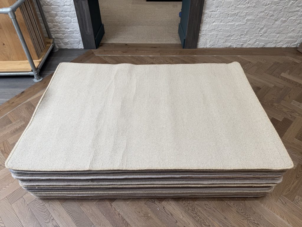 Woolmix Rug - Medium with Whipped Edge, Beige (120 X 180)