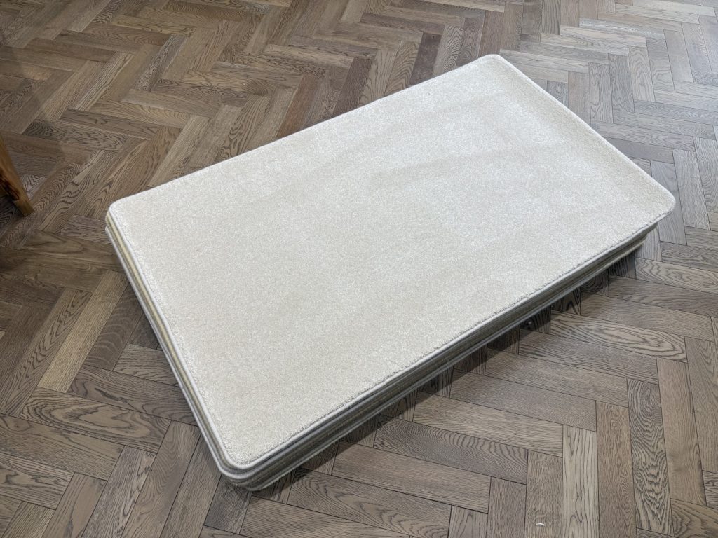 Synthetic Rug - Small with Whipped Edge, Cream, Neutral, Beige (90 X 150)