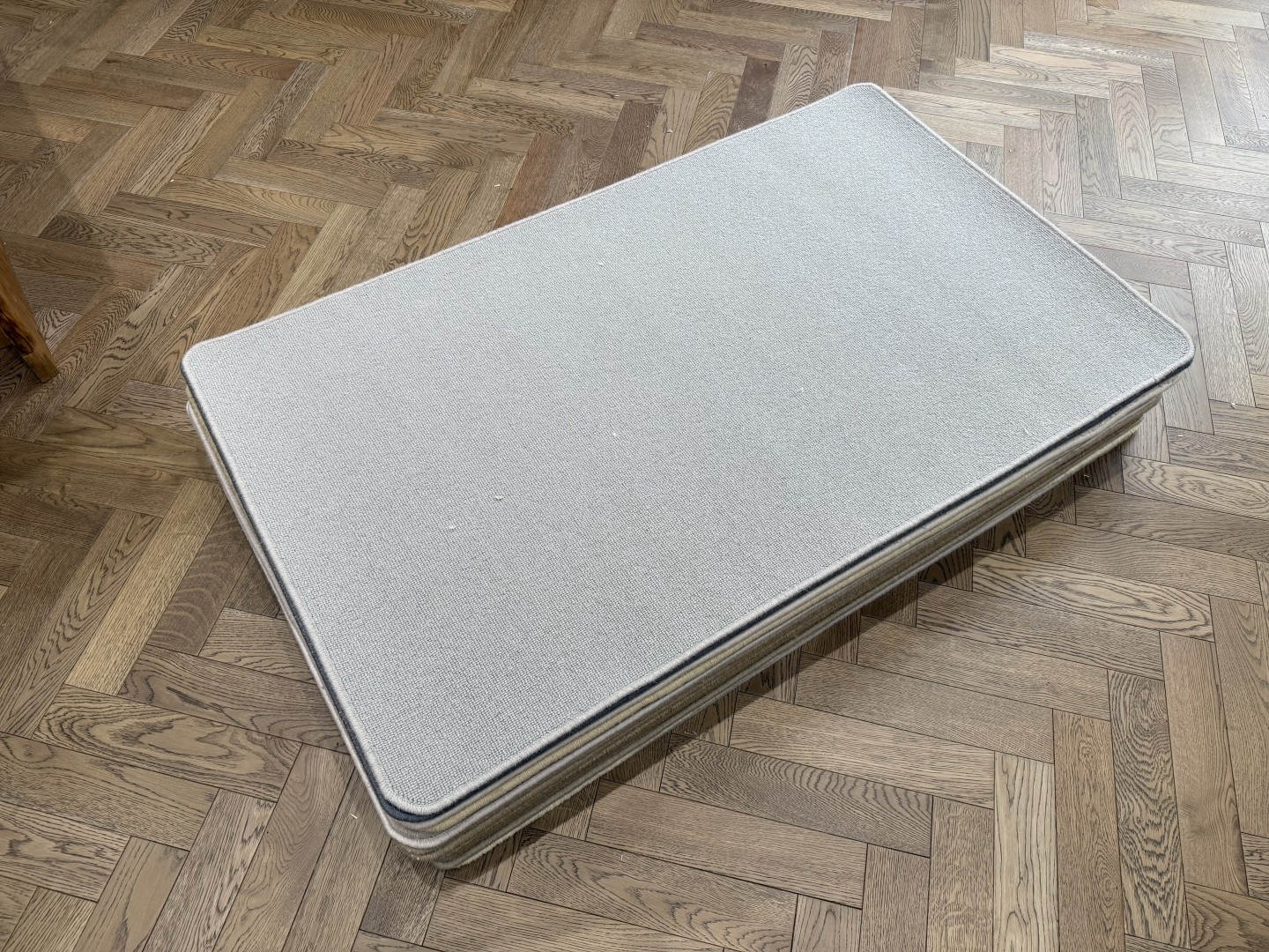 Wool Rug - Small with Whipped Edge, Grey (90 X 150) 1 Wool Rug - Small with Whipped Edge, Grey (90 X 150)
